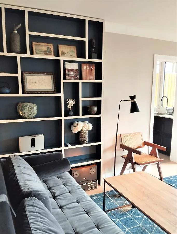 Elegant 48Sqm Apartment Eiffel - View & Large Terrace Paris 0*,  France
