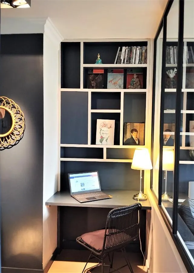 Elegant 48Sqm Apartment Eiffel - View & Large Terrace Paris
