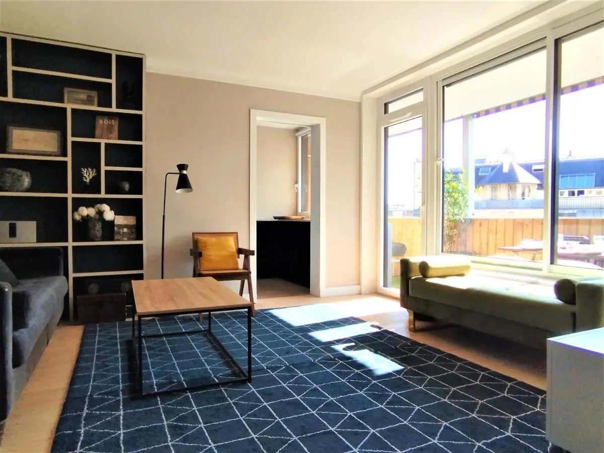 Elegant 48Sqm Apartment Eiffel - View & Large Terrace Paris France